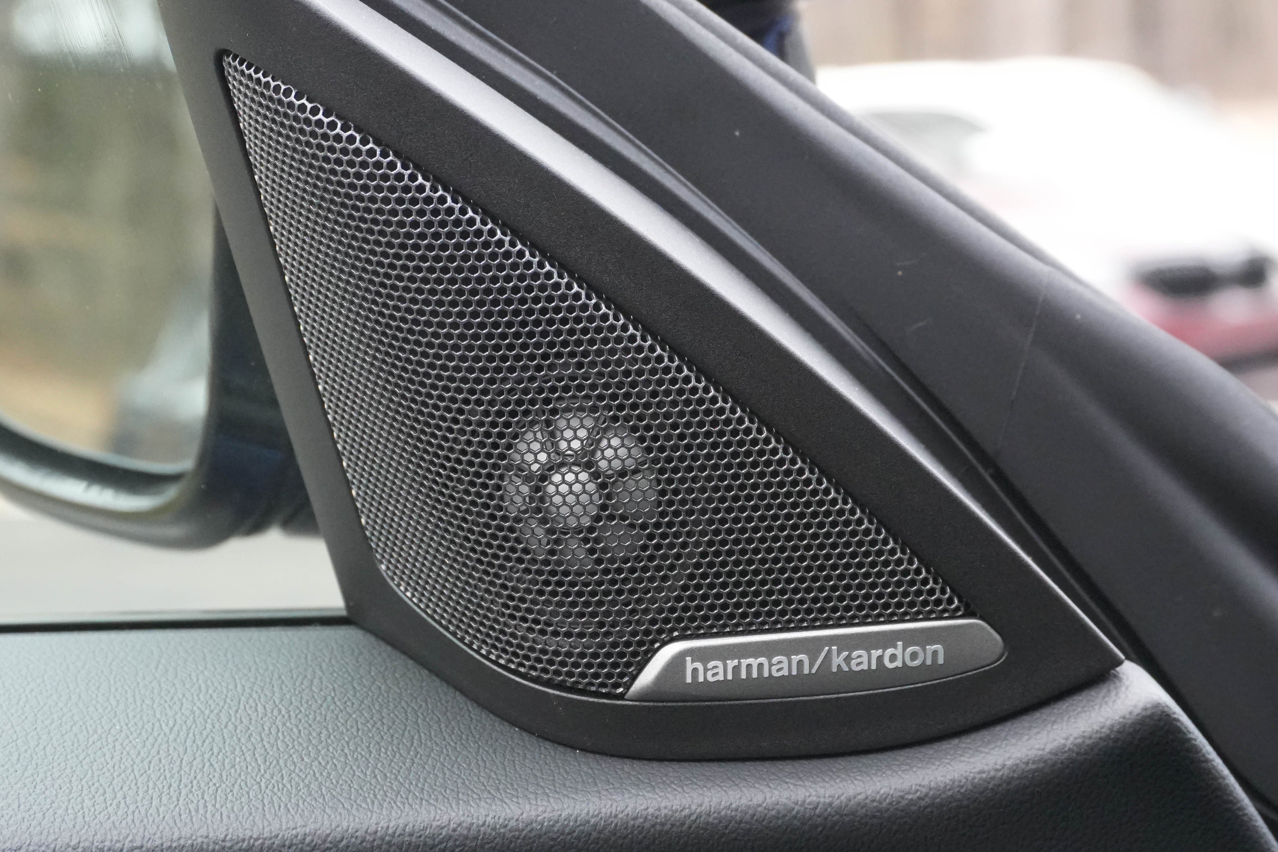 Certified 2025 BMW M440i image 31