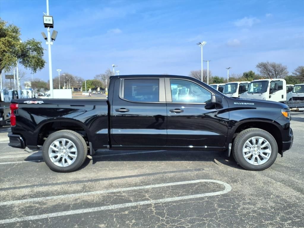 New 2026 Chevrolet Silverado 1500 Custom image 3