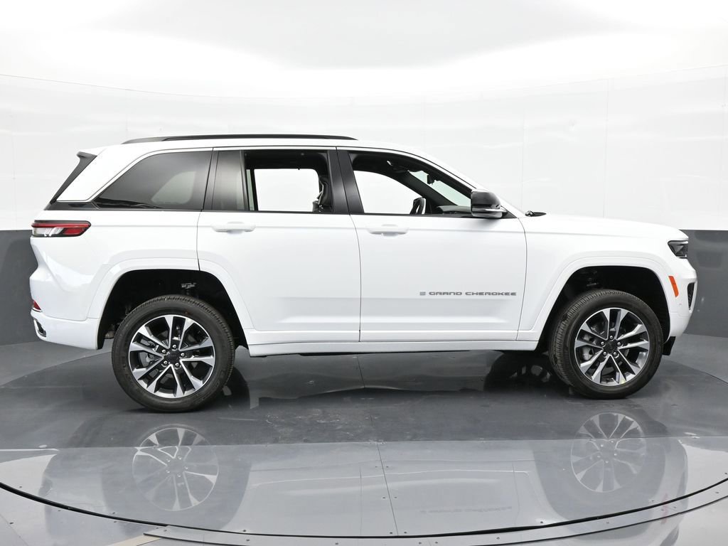 Used 2024 Jeep Grand Cherokee Overland w/ Luxury Tech Group IV image 7