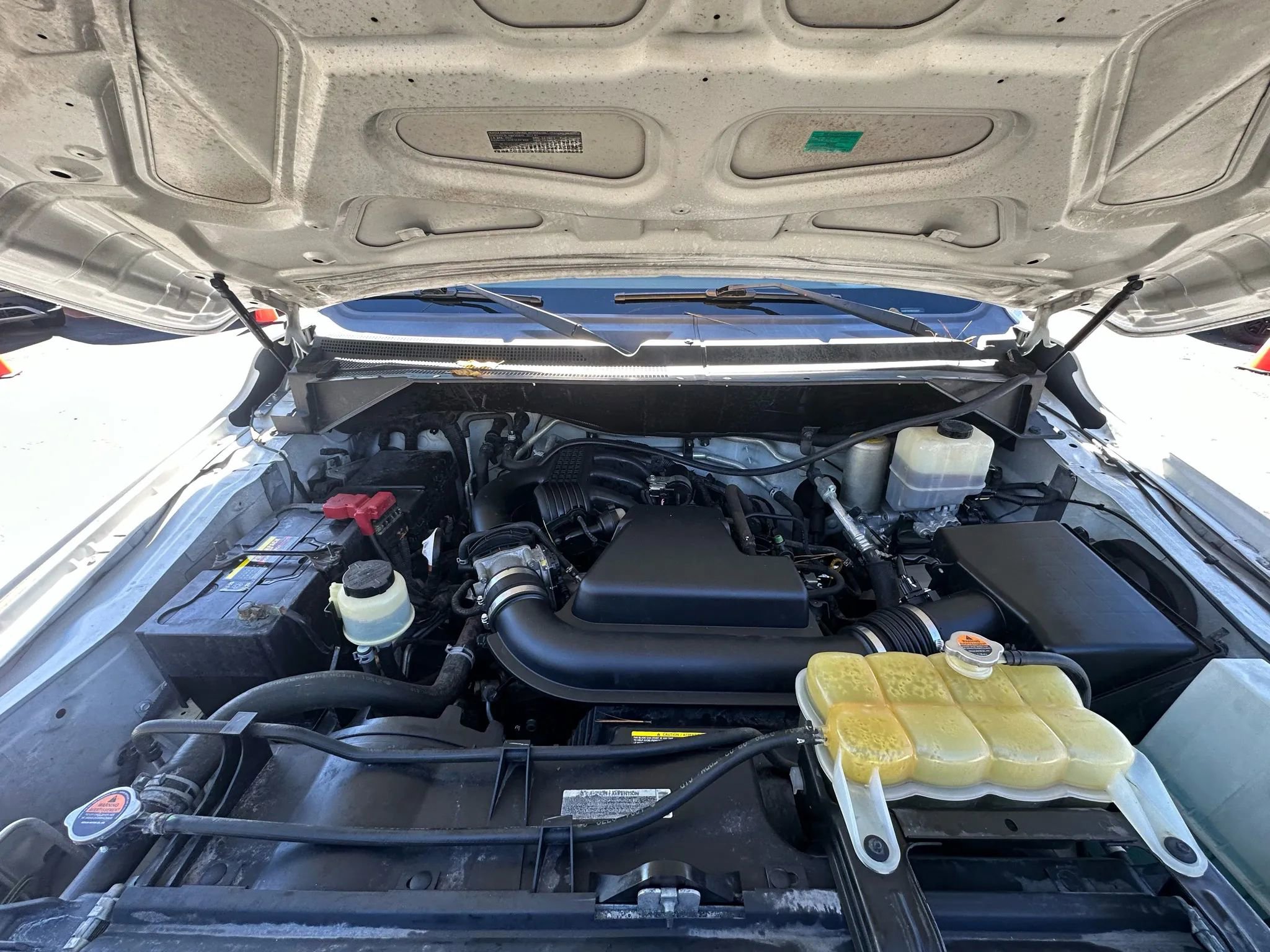 Used 2014 Nissan NV 2500 SV image 19