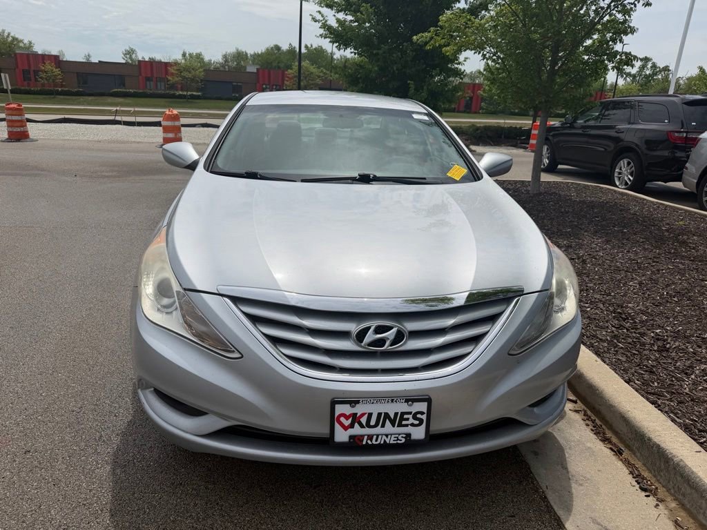 Used 2011 Hyundai Sonata GLS FWD image 3