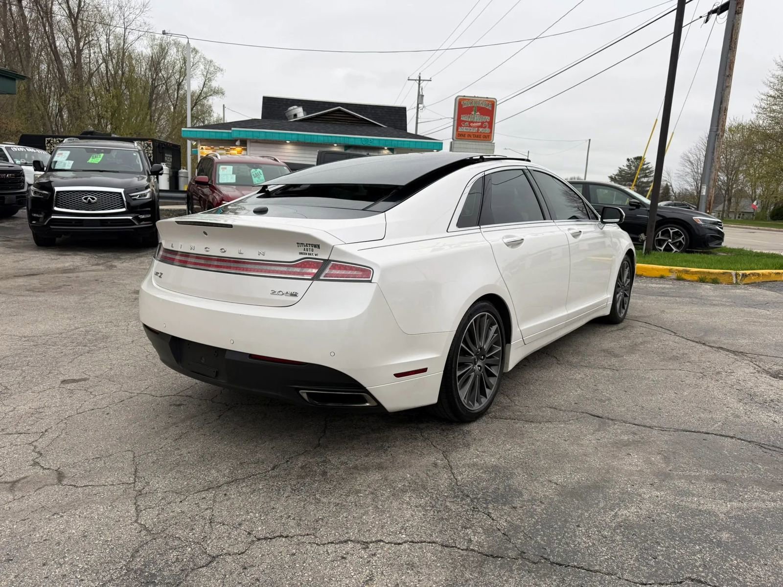 Used 2015 Lincoln MKZ AWD w/ Equipment Group 102A Reserve image 5