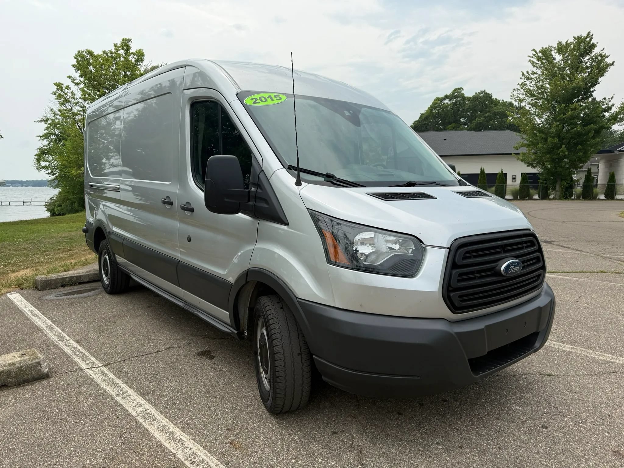 Used 2015 Ford Transit 250 148 Medium Roof w/ Interior Upgrade Package RWD image 3