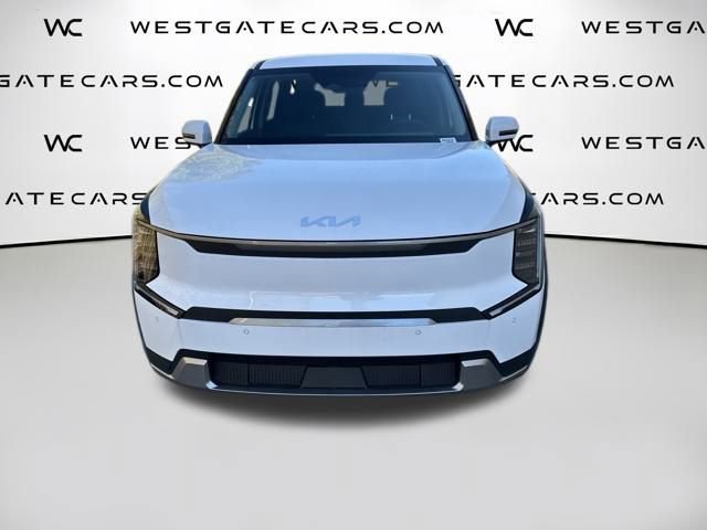 New 2026 Kia EV9 Light RWD image 4