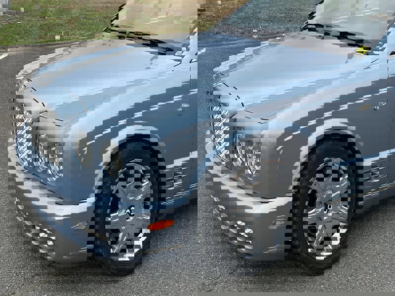 Used 2007 Bentley Azure image 10