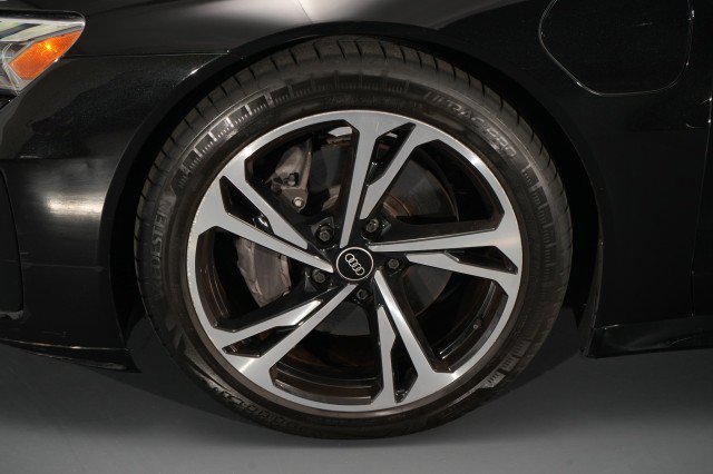 Used 2023 Audi e-tron GT Premium Plus w/ Performance Package AWD/4WD image 19