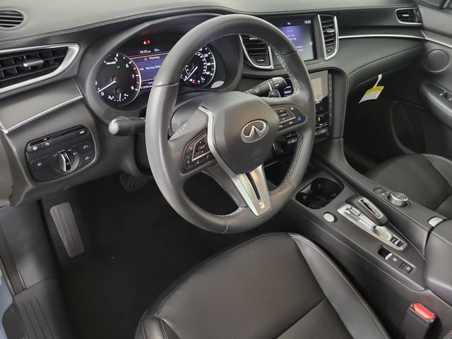 Certified 2025 INFINITI QX55 Luxe w/ Cargo Package AWD/4WD image 18