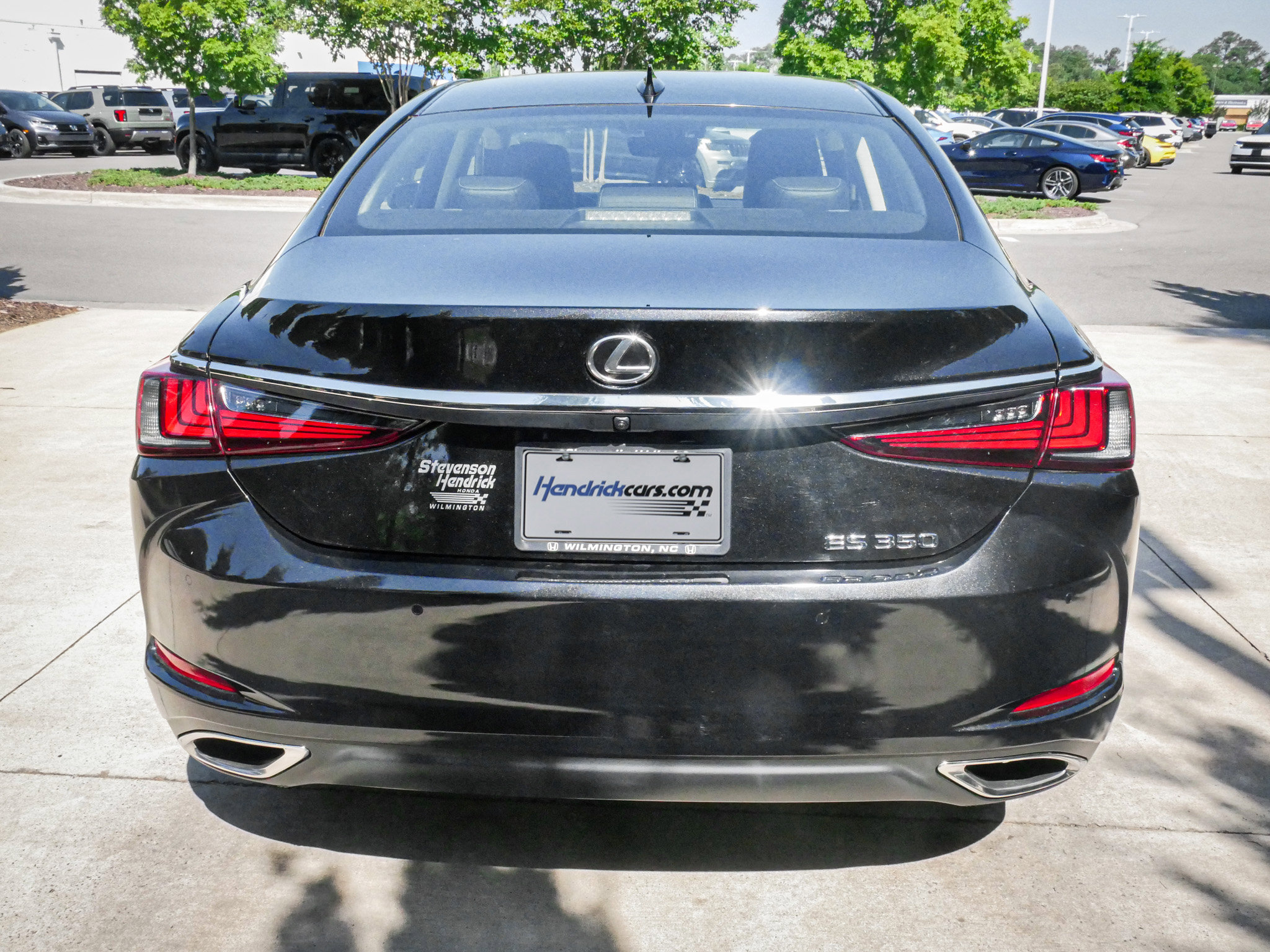 Used 2023 Lexus ES 350 w/ Premium Package FWD image 9