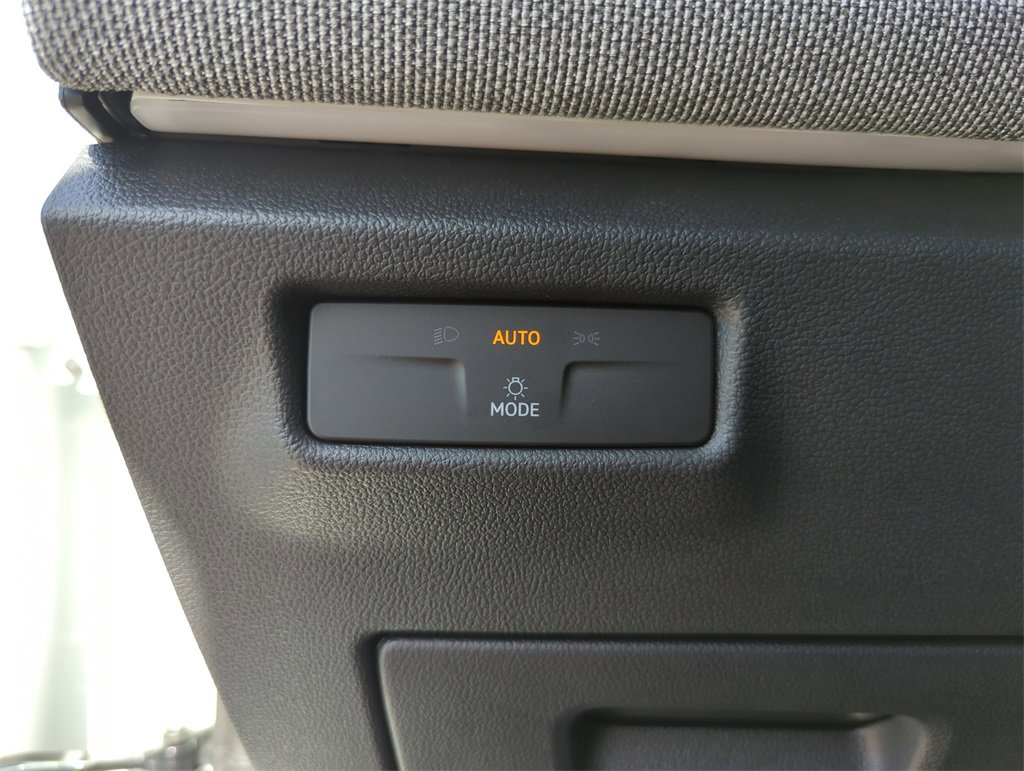 New 2026 Volkswagen Tiguan S image 37