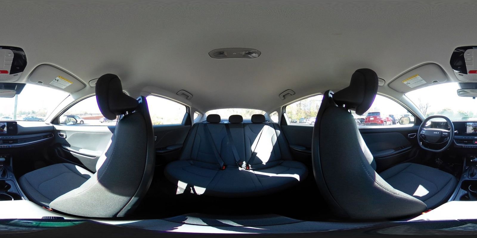 Used 2025 Kia K4 LXS FWD image 39