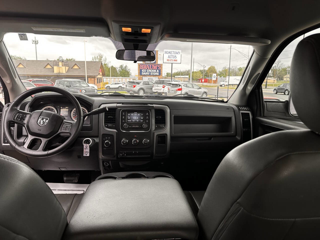 Used 2018 RAM 2500 Tradesman w/ Chrome Appearance Group image 16