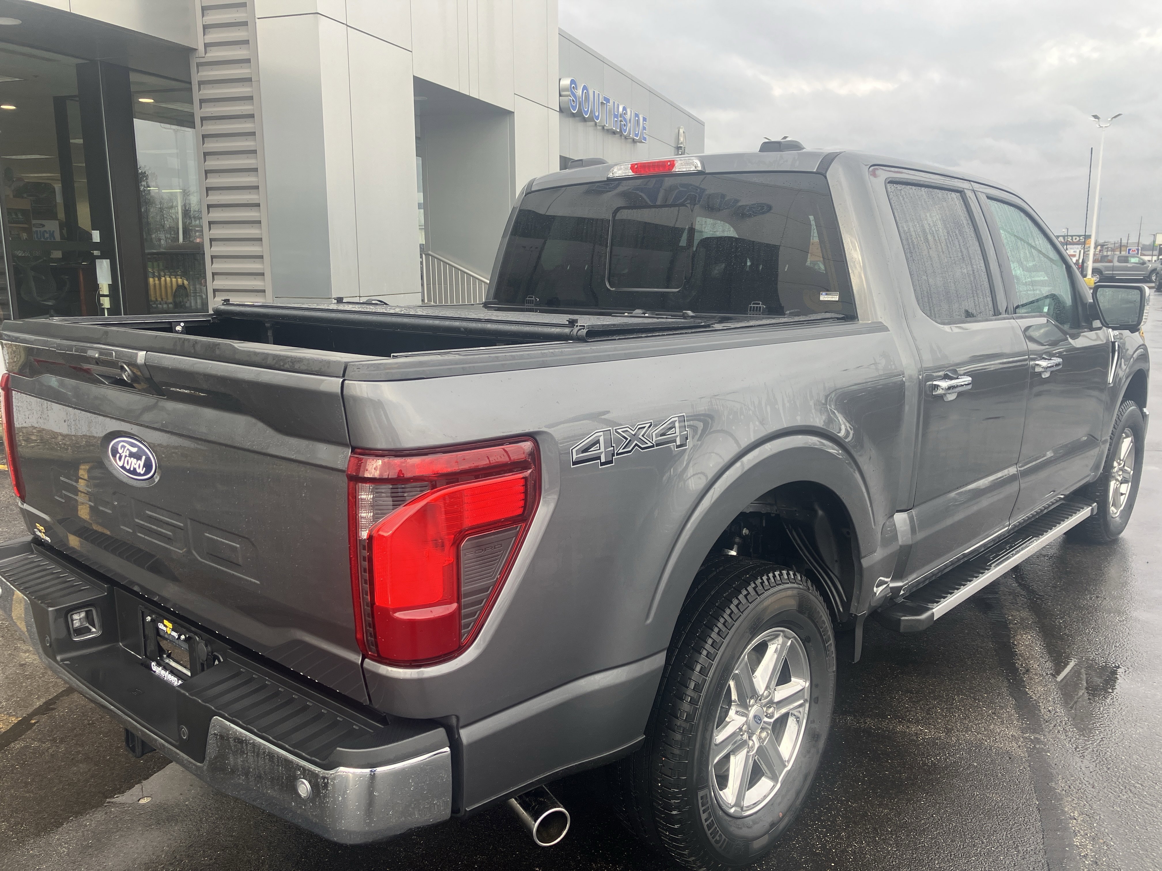 Used 2024 Ford F150 XLT w/ Equipment Group 302A MID image 7