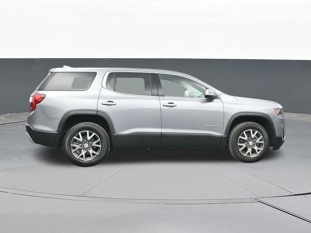 Used 2023 GMC Acadia SLE image 17