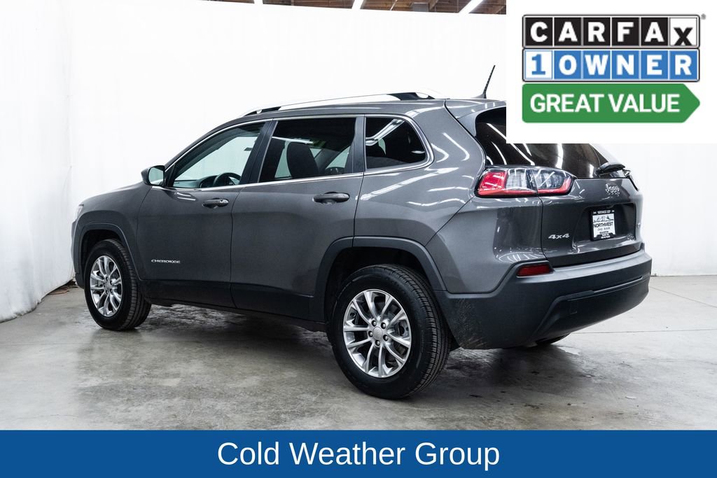 Used 2019 Jeep Cherokee Latitude Plus w/ Cold Weather Group AWD/4WD image 4