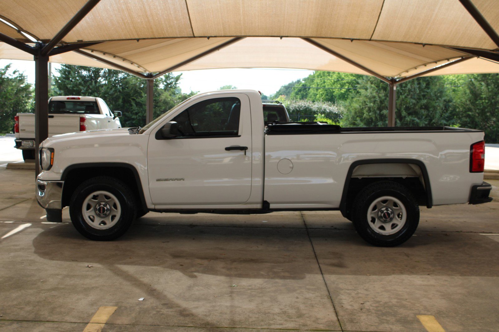 Used 2018 GMC Sierra 1500 2WD Regular Cab image 5