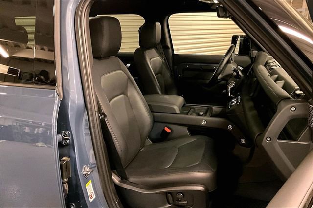 Certified 2024 Land Rover Defender 110 X-Dynamic SE AWD/4WD image 6
