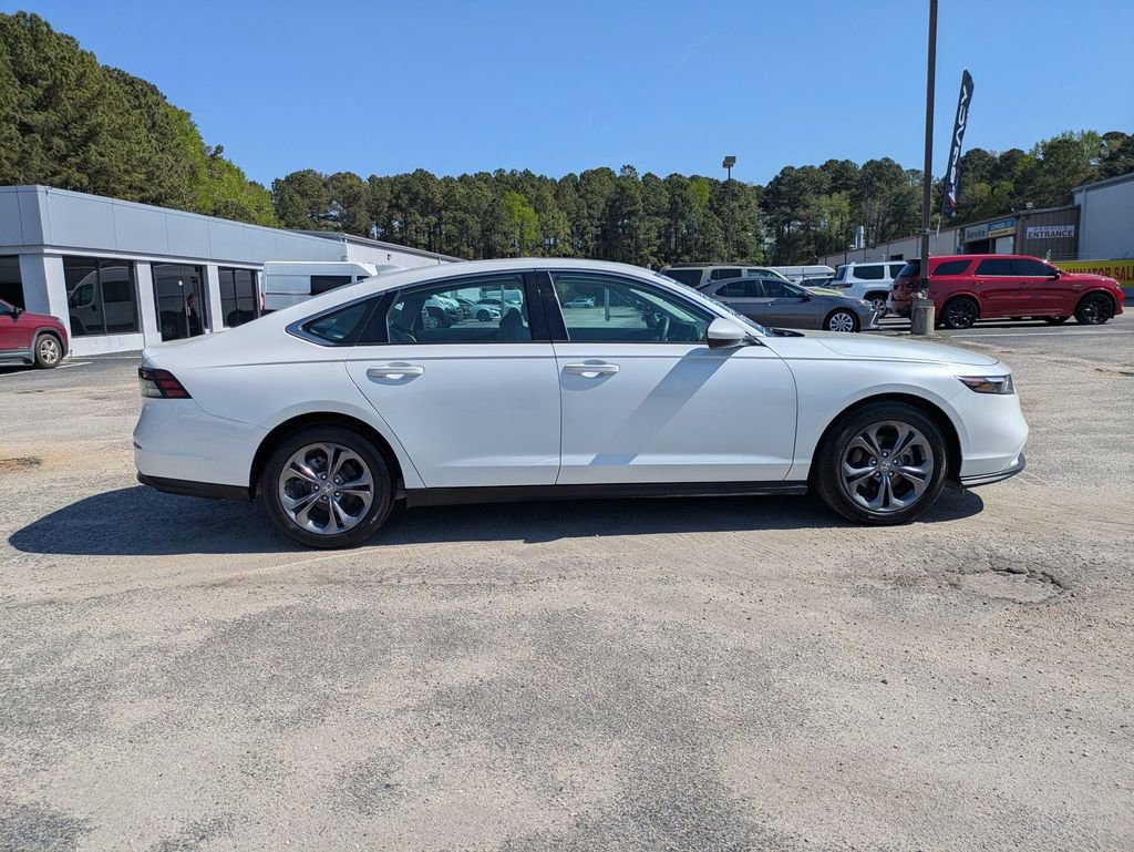 Used 2024 Honda Accord EX image 2