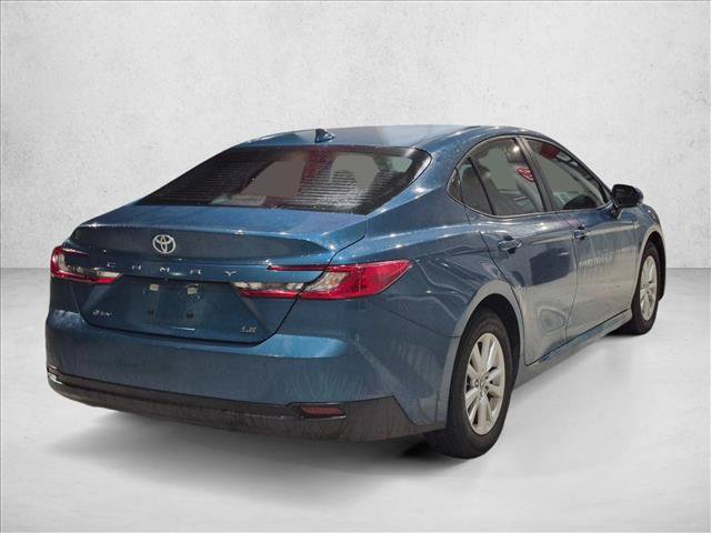 Used 2025 Toyota Camry LE FWD image 5