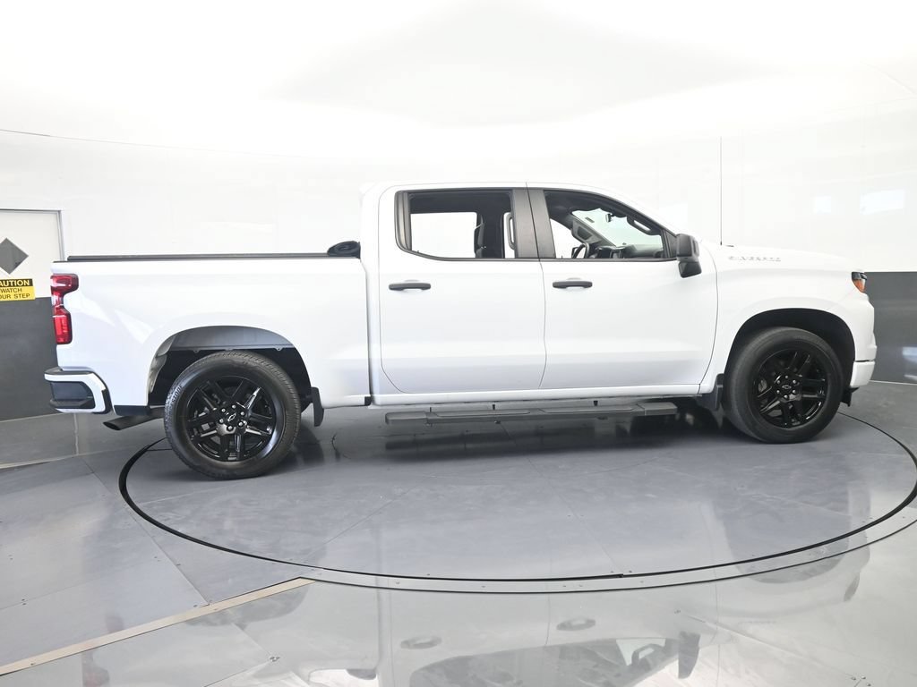 Used 2024 Chevrolet Silverado 1500 Custom RWD image 7