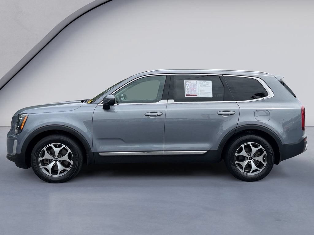Used 2022 Kia Telluride EX FWD image 2