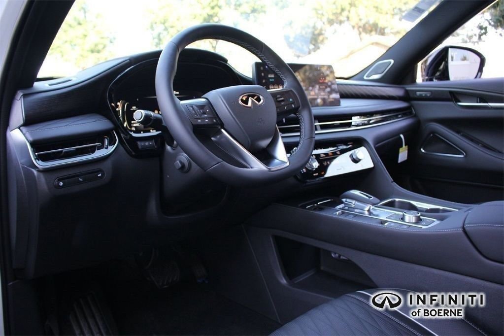 Certified 2026 INFINITI QX60 Autograph w/ Dark Cargo Package image 6