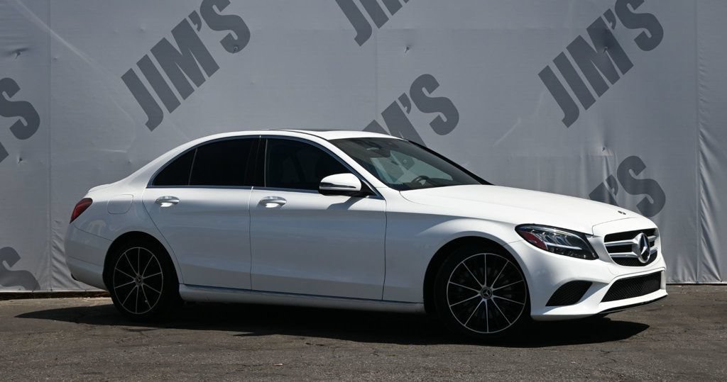 Used 2021 Mercedes-Benz C 300 Sedan image 3