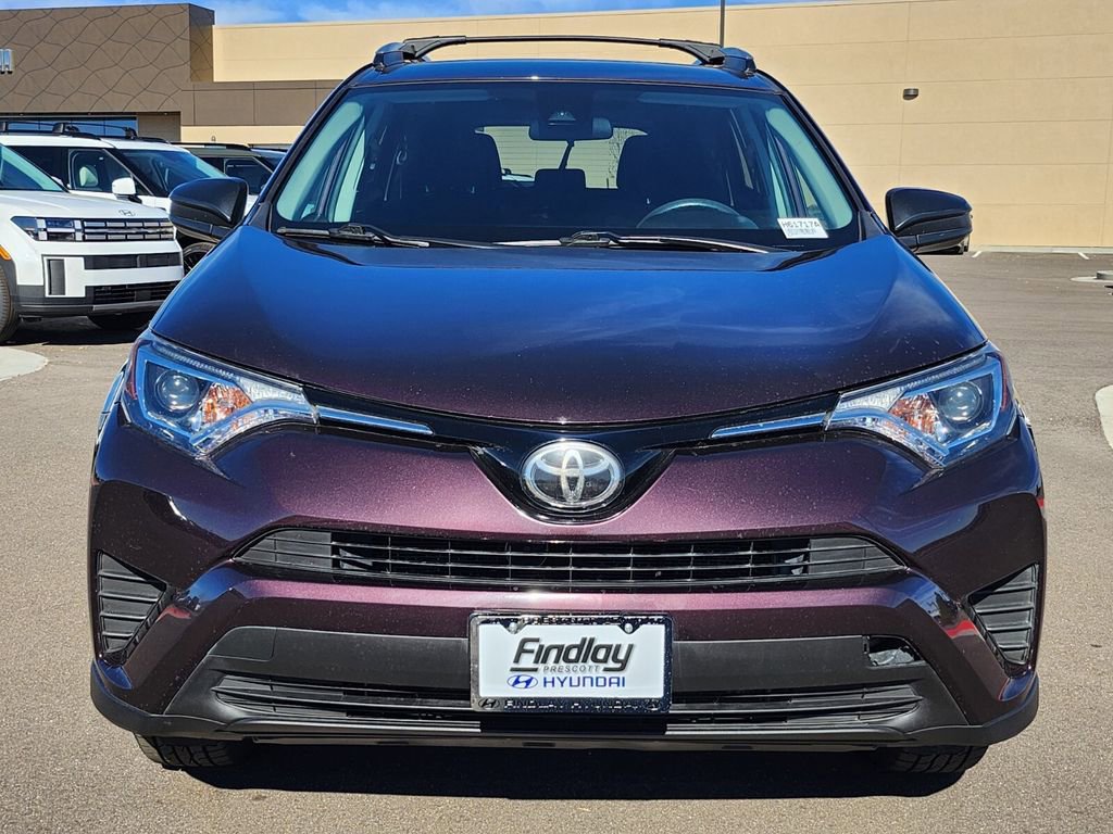 Used 2018 Toyota RAV4 LE image 8