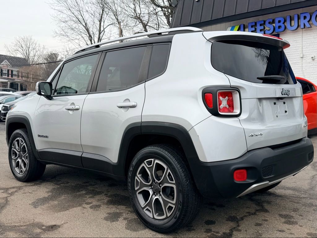 Used 2016 Jeep Renegade Limited image 4