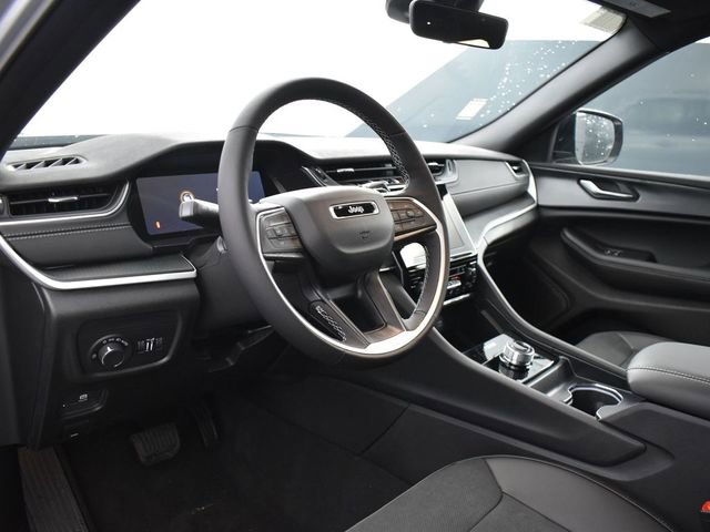 New 2025 Jeep Grand Cherokee L Altitude image 12