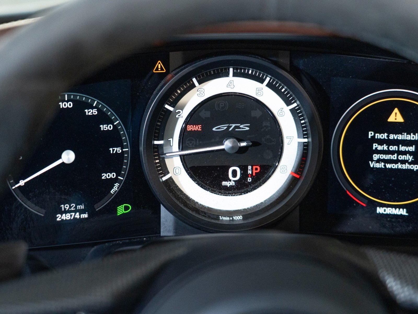 Certified 2024 Porsche 911 Carrera 4 GTS AWD/4WD image 19