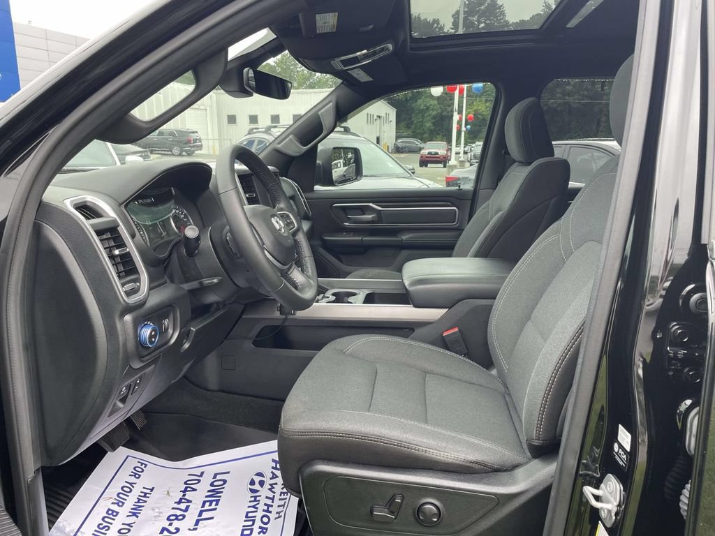 Used 2022 RAM 1500 Big Horn AWD/4WD image 16