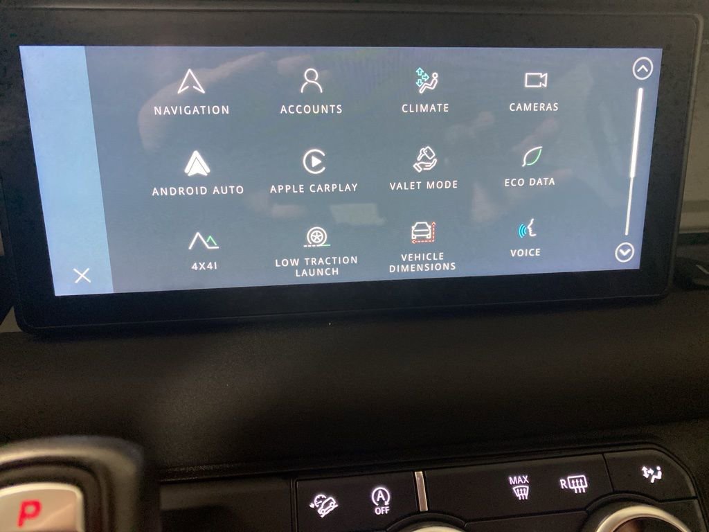 Used 2021 Land Rover Defender 110 SE image 16