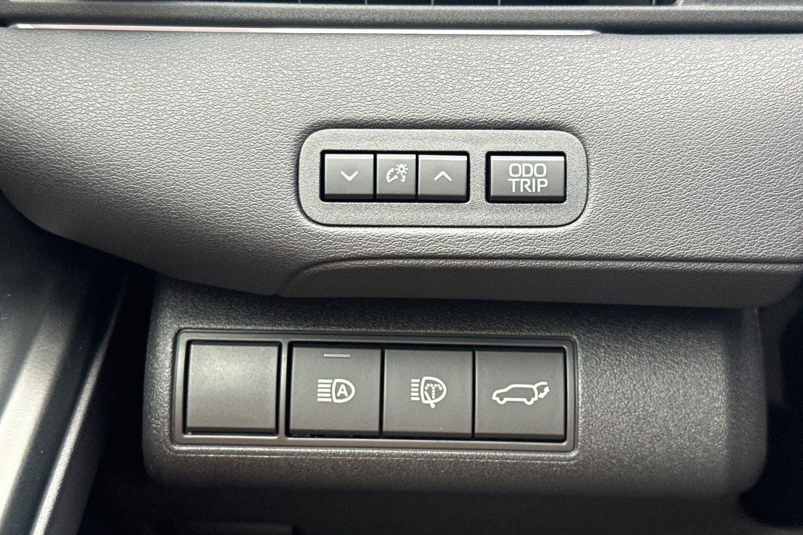New 2026 Toyota bZ FWD image 30