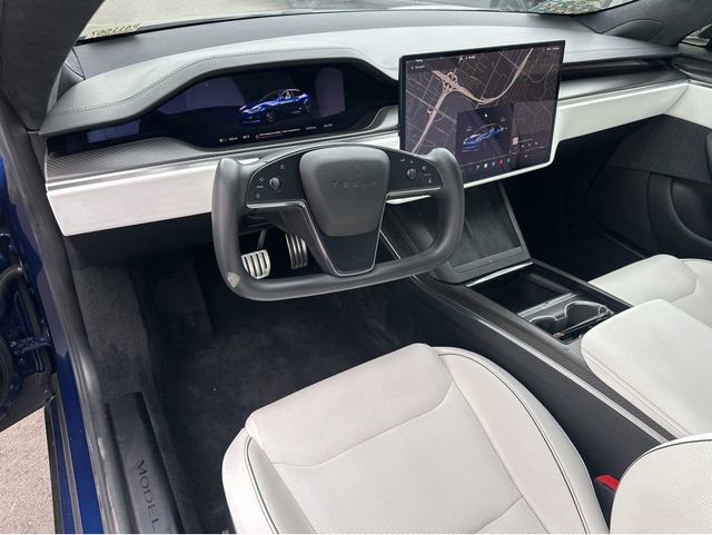 Used 2022 Tesla Model S Plaid AWD/4WD image 7