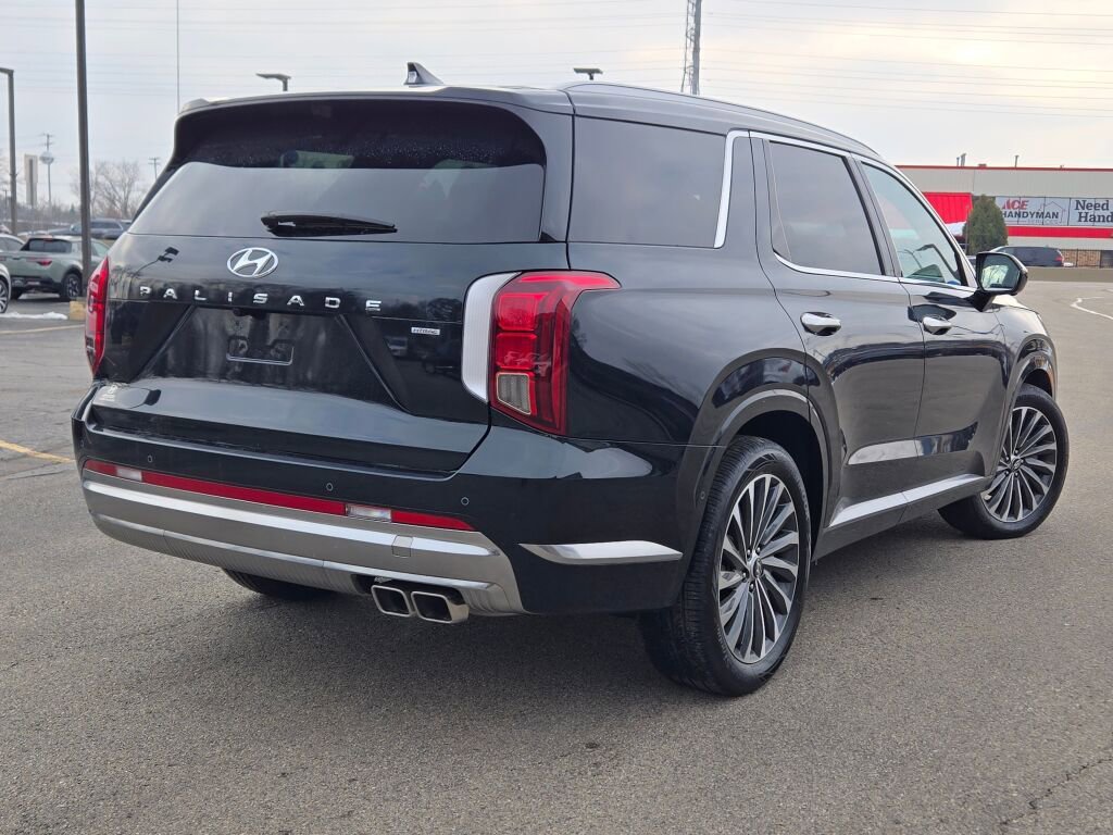 Used 2025 Hyundai Palisade Calligraphy image 14