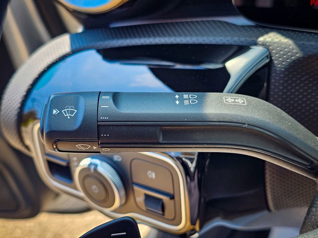 Used 2023 Mercedes-Benz CLA 250 4MATIC image 20