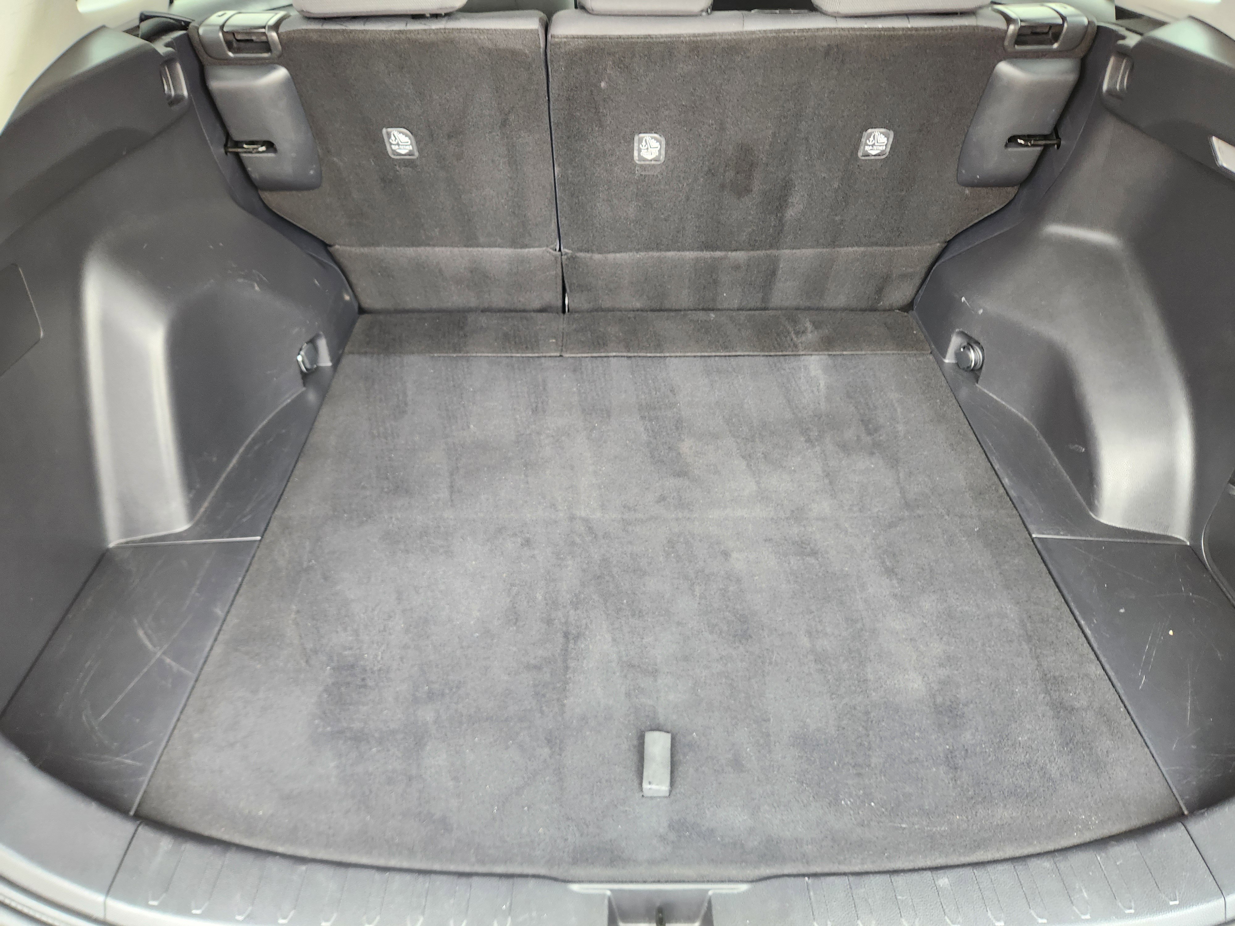 Used 2021 Toyota RAV4 XLE w/ Convenience Package image 27