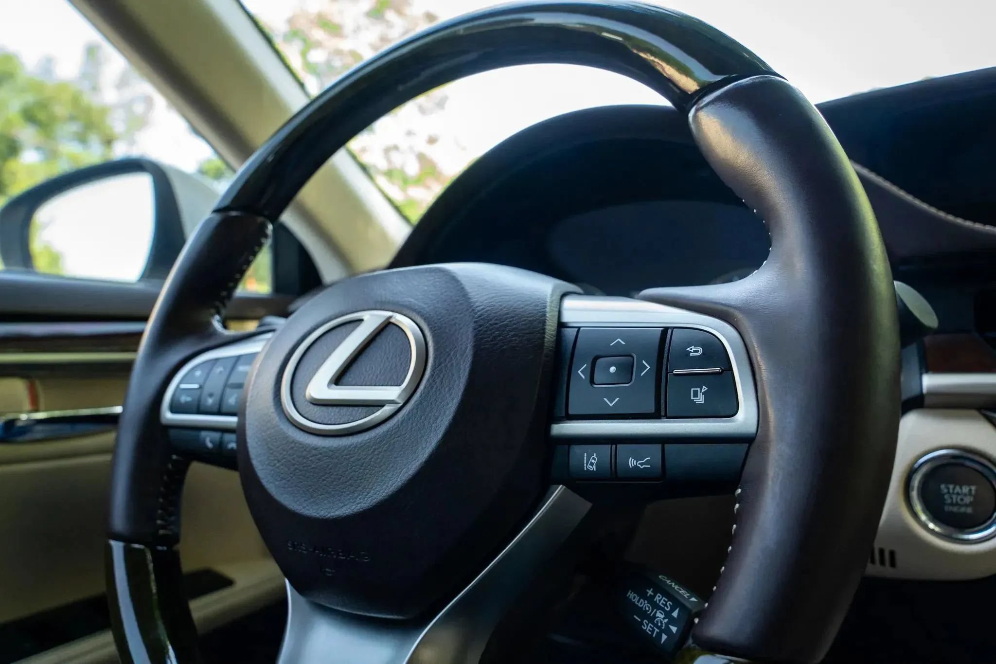 Used 2017 Lexus ES 350 w/ Luxury Package FWD image 30