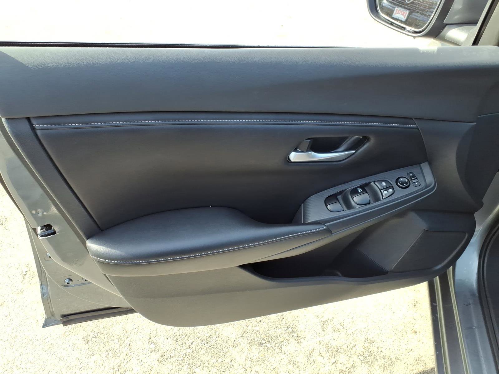 Certified 2022 Nissan Sentra S image 14