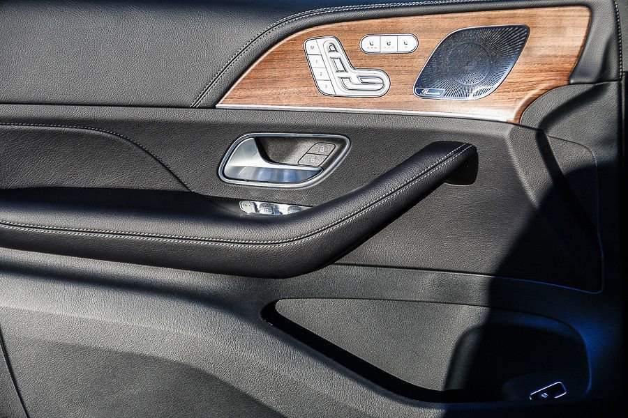 New 2026 Mercedes-Benz GLS 580 4MATIC image 21
