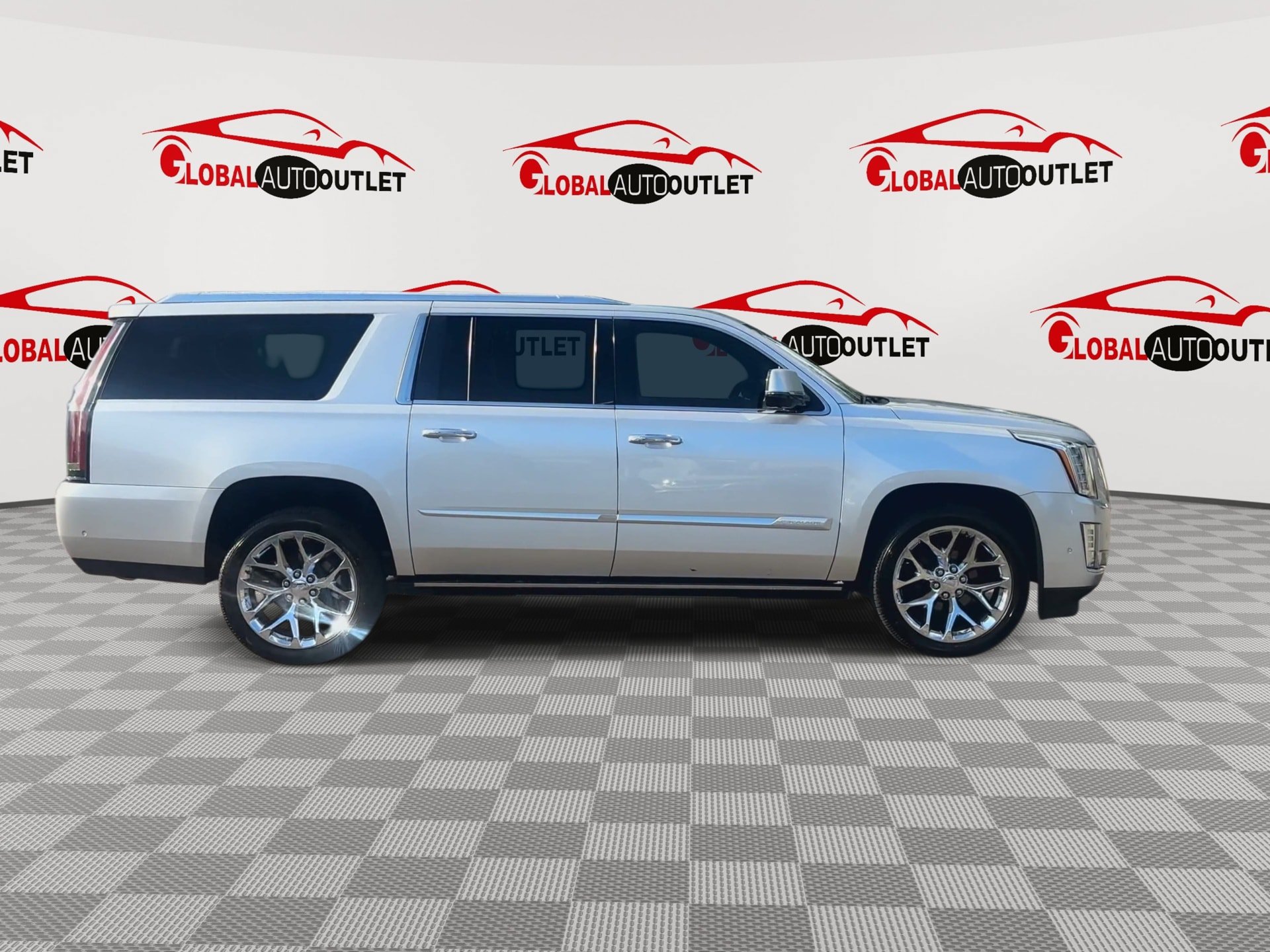 Used 2020 Cadillac Escalade ESV Premium Luxury RWD image 9