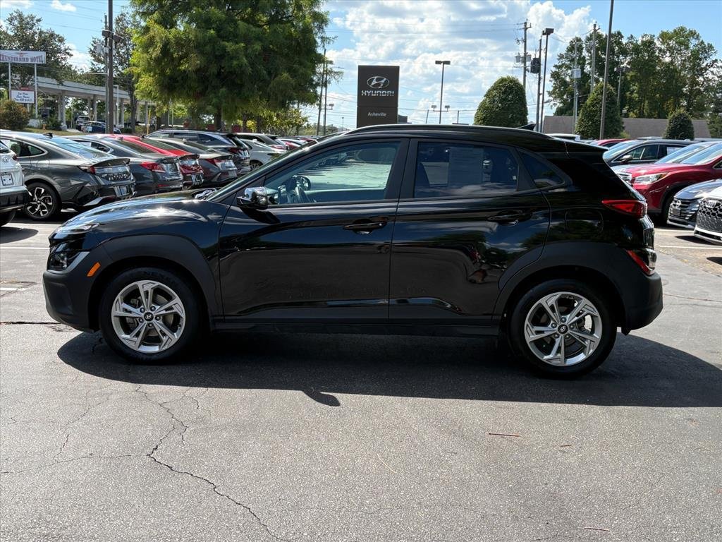 Certified 2023 Hyundai Kona SEL w/ Convenience Package FWD image 3