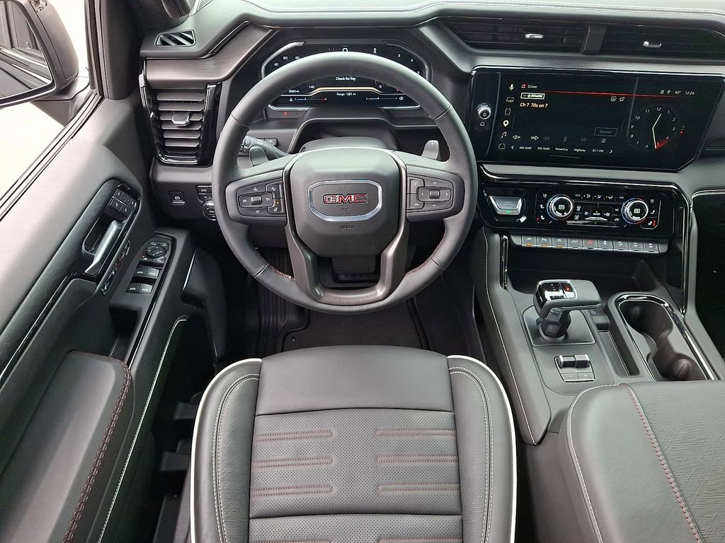 Used 2025 GMC Sierra 1500 AT4X image 11