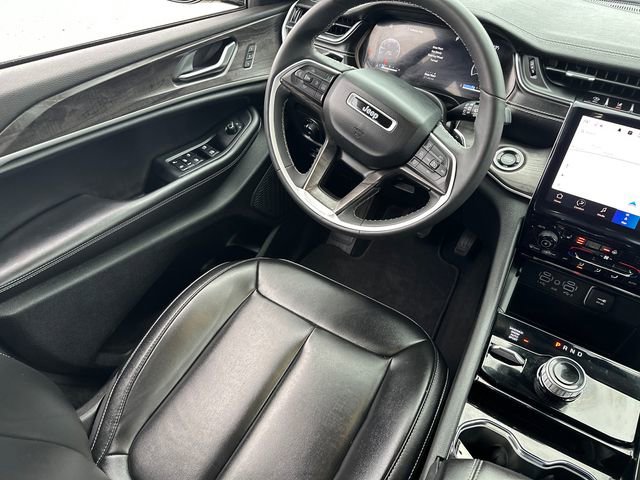 Used 2023 Jeep Grand Cherokee L Limited image 24