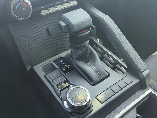 Certified 2025 Toyota Tacoma TRD Sport AWD/4WD image 22