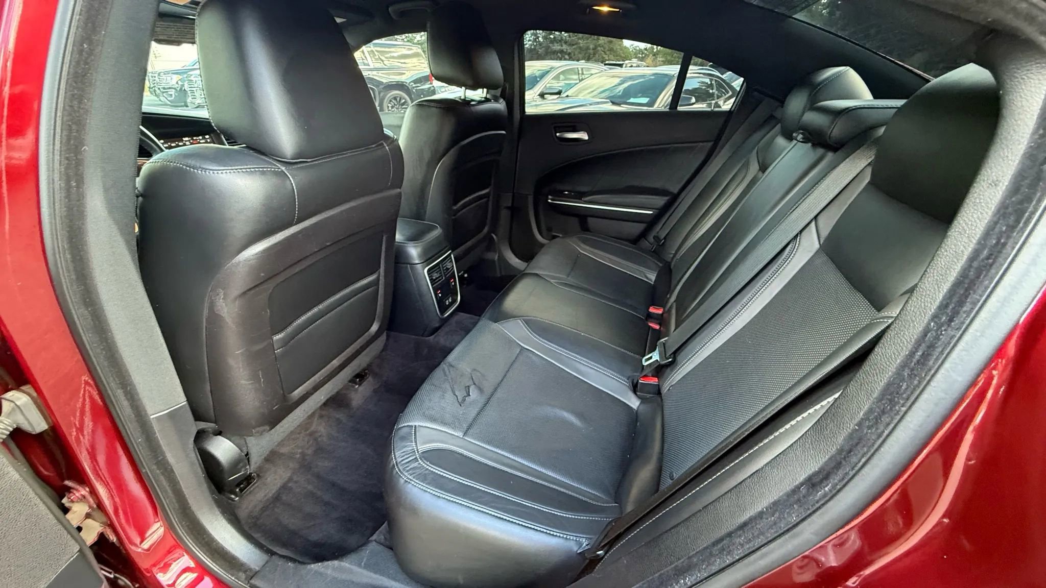 Used 2017 Dodge Charger SXT w/ AWD Plus Group image 26