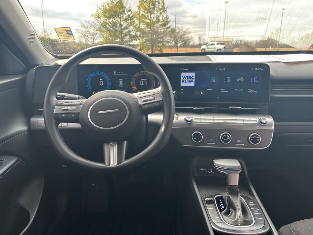 Used 2024 Hyundai Kona SE image 21