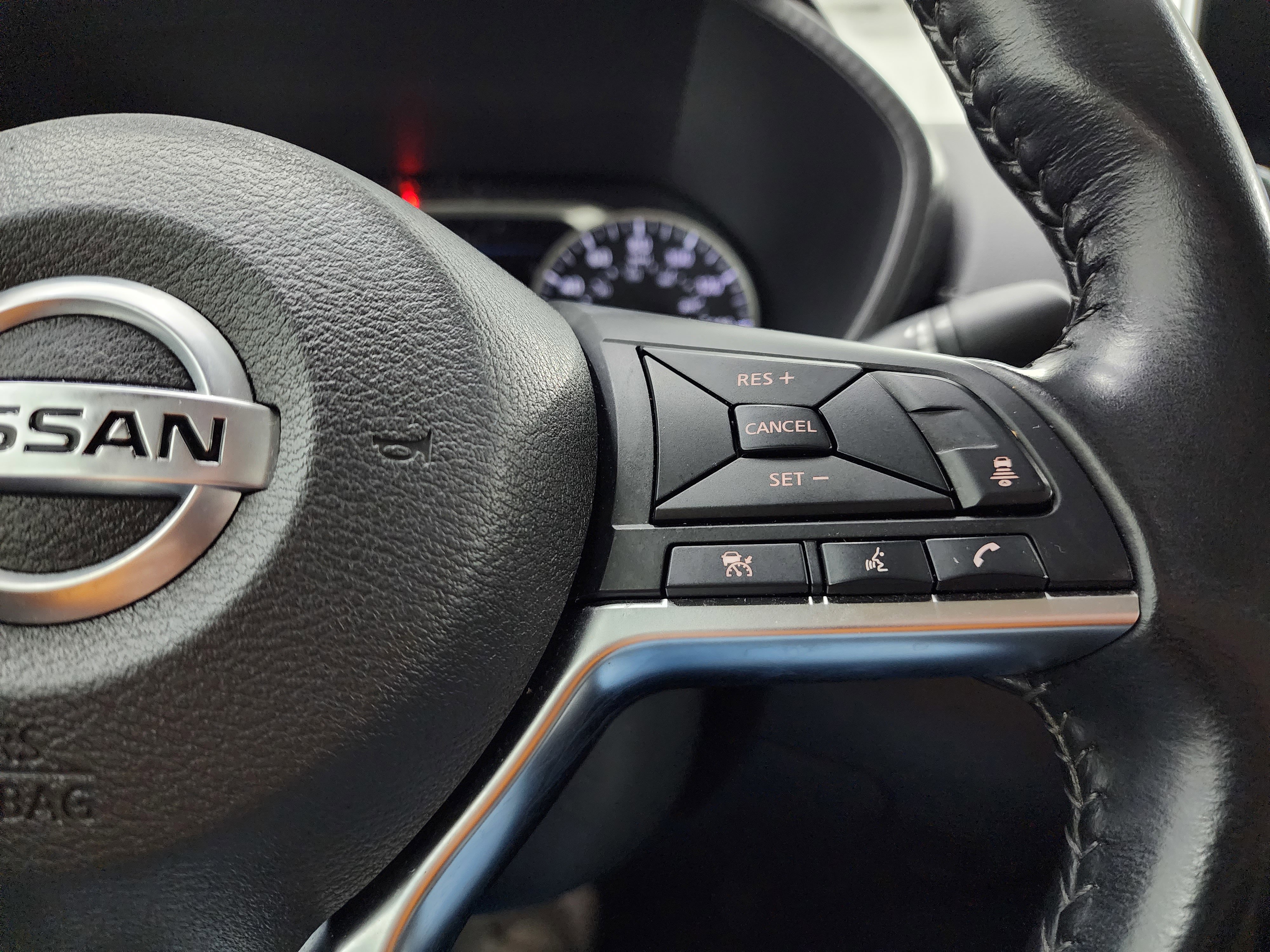 Used 2023 Nissan Sentra SV FWD image 14