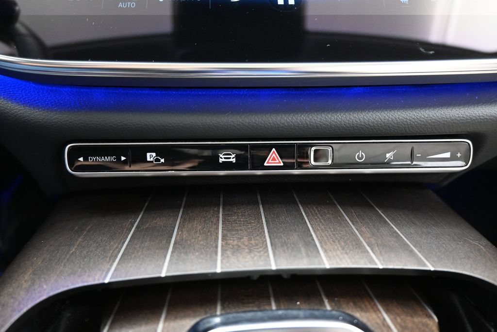 Used 2025 Mercedes-Benz E 350 Sedan w/ Winter Package image 28