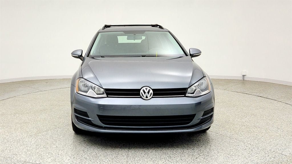 Used 2017 Volkswagen Golf S AWD/4WD image 2